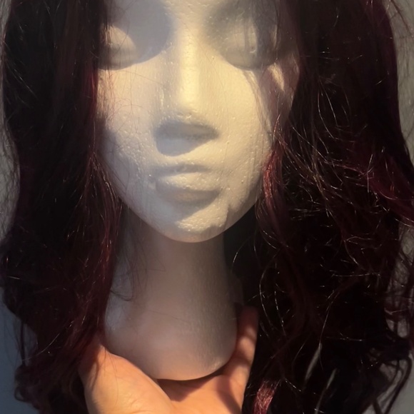 Chelsey Smith Burgundy Wig - Picture 5 of 10